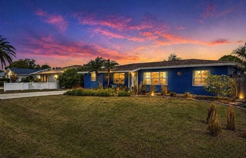 1320 Laurel Ave, VENICE, FL, 34285-7923 | Card Image