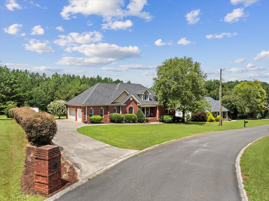 Residential in Chatsworth 2