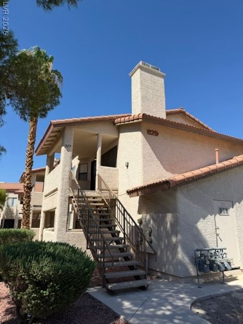 102-829 Rock Springs Dr, Las Vegas, NV, 89128-0633 | Card Image