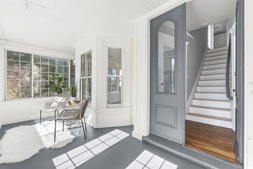 53 Lake St, Winchester, MA, 01890-1837 | Card Image