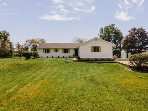 13480 Robins Rd, Westerville, OH, 43082-9702 | Card Image