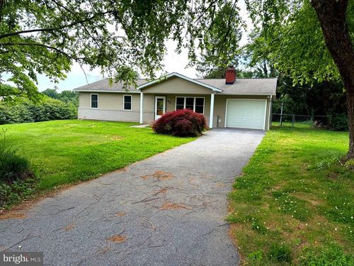810 Wisteria Dr, WESTMINSTER, MD, 21157-6239 | Card Image