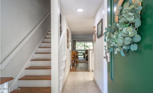 224-260 Roaring Fork Rd, Gatlinburg, TN, 37738-4820 | Card Image