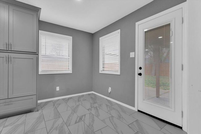 415 E Adams St, House other with 3 bedrooms, 2 bathrooms and null parking in Levelland TX | Image 11
