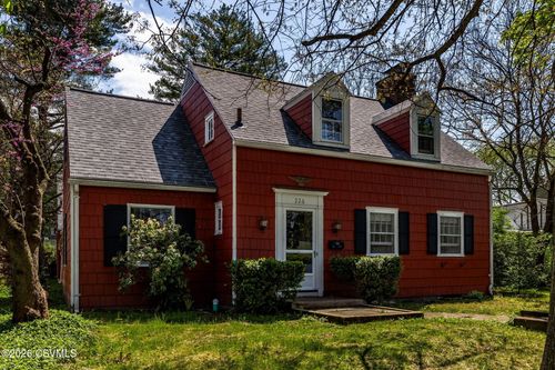 226 Harrison Ave, Lewisburg, PA, 17837-1727 | Card Image