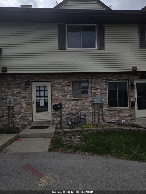 890 Bishop Court, Fond Du Lac, WI, 54935 | Card Image