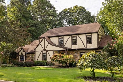 1318 Mile Post Dr, Dunwoody, GA, 30338-4711 | Card Image