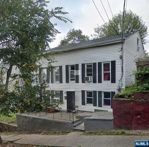 149 Clinton St, Paterson, NJ, 07522-1333 | Card Image