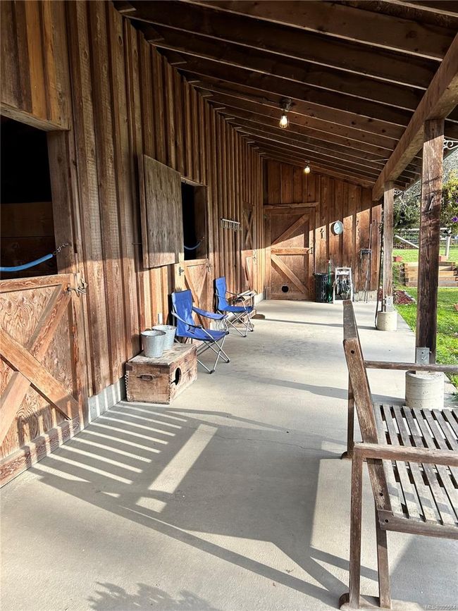 6140 Lakes Rd, House other with 5 bedrooms, 5 bathrooms and 4 parking in Duncan BC | Image 53