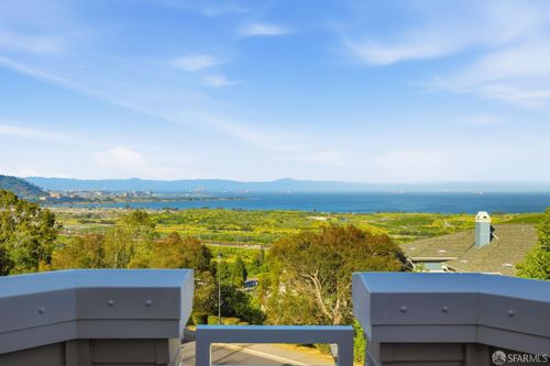 153 Golden Eagle Ln, Brisbane, CA, 94005-1249 | Card Image