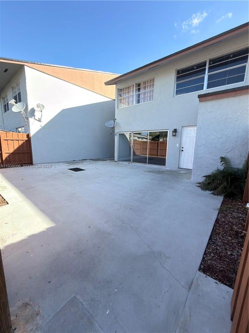 apt-108-15400 Sw 81st Circle Ln, Miami, FL, 33193-2601 | Card Image