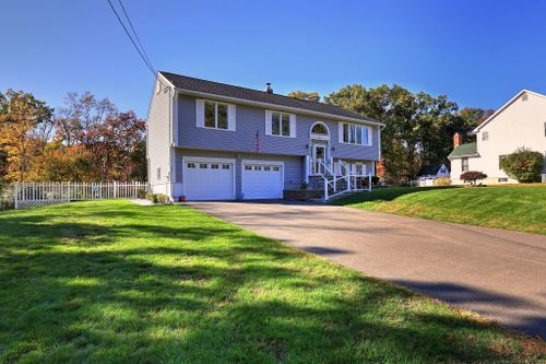 71 Wood Terrace, East Haven, CT, 06513 | Card Image