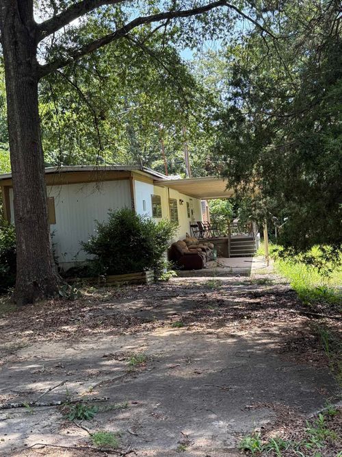 224 Chalet Cir, Fairfield Bay, AR, 72088-2826 | Card Image