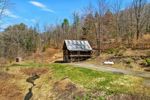 124 Clarksville Road, Tunbridge, VT, 05077 | Card Image