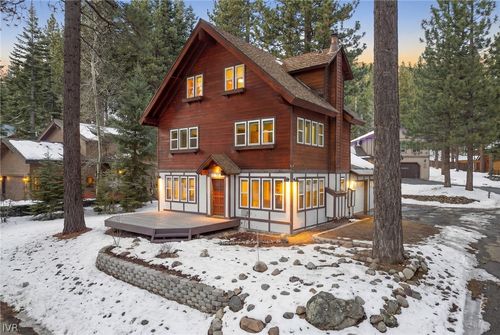 681 Bridger Ct, Incline Village, NV, 89451-8611 | Card Image