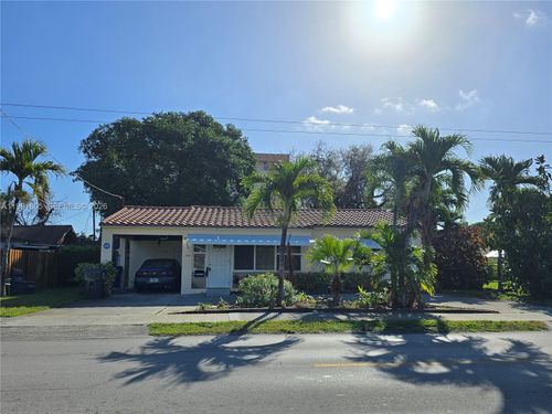 1033 N 19th Ave, Hollywood, FL, 33020 | Card Image
