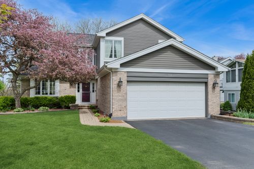 550 Rose Ln, Bartlett, IL, 60103-1226 | Card Image