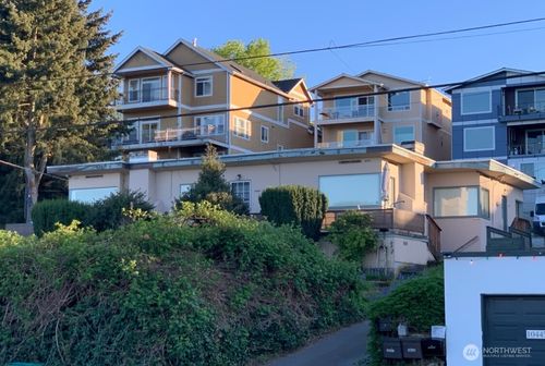 10451 Rainier Ave S, Seattle, WA, 98178-2736 | Card Image