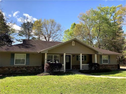 215 E Lakeshore Dr, Carriere, MS, 39426-7903 | Card Image