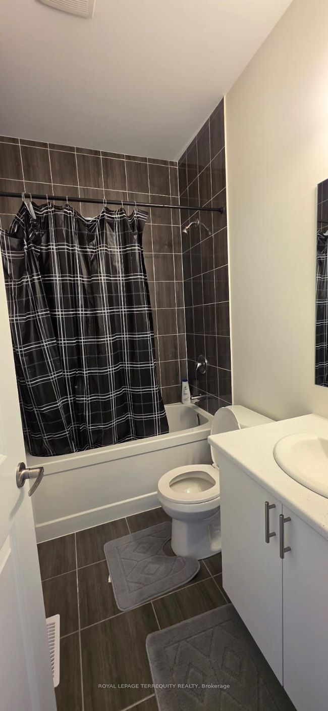37 Hillcroft Way, House other with 3 bedrooms, 2 bathrooms and 4 parking in Bobcaygeon ON | Image 4