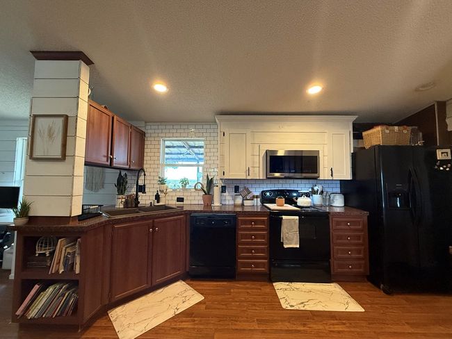 447 W Fm 1606, House other with 3 bedrooms, 2 bathrooms and 2 parking in Ira TX | Image 12