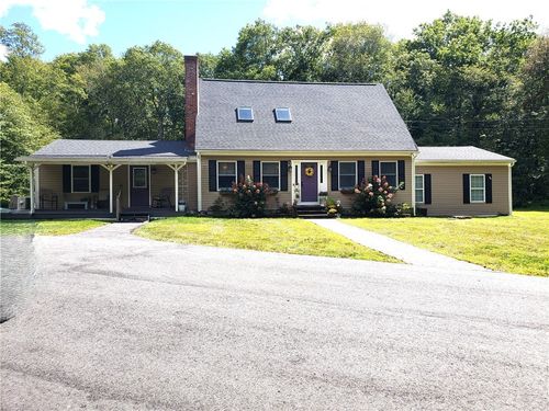 410 Porter Pond Rd, Moosup, CT, 06354-2204 | Card Image