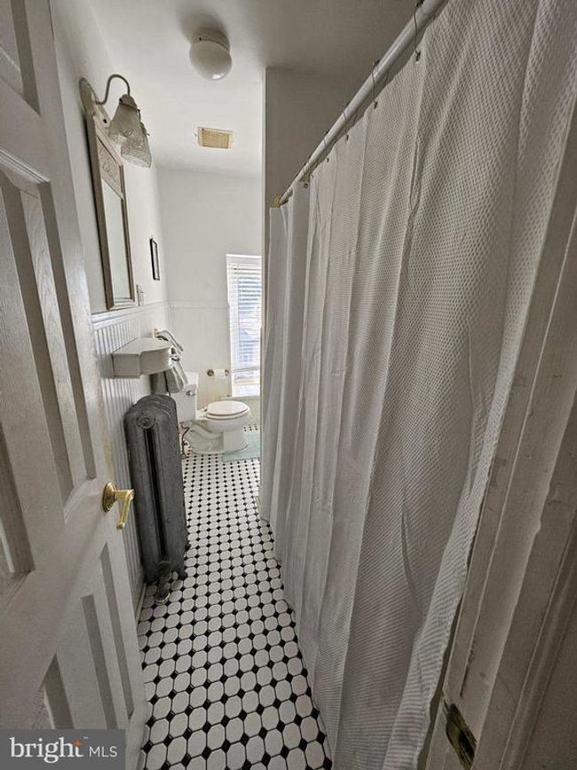 APT-3 - 4338 Manayunk Ave, House other with 2 bedrooms, 1 bathrooms and null parking in PHILADELPHIA PA | Image 11
