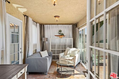 161 Apache, Topanga, CA, 90290-4403 | Card Image