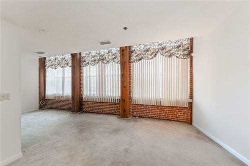 133-2 School St, Lincoln, RI, 02865 | Card Image