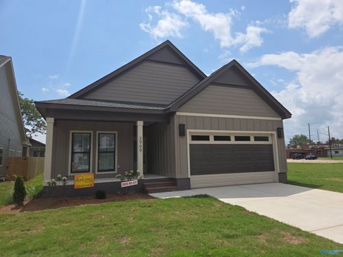 2909 9th Avenue, Huntsville, AL, 35805 | Card Image