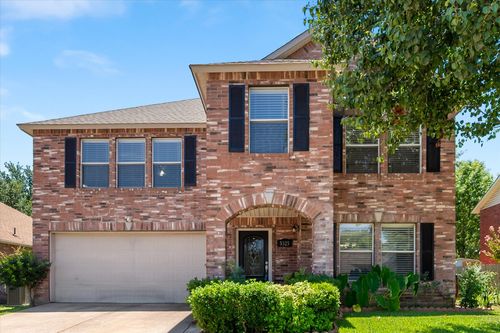 5325 Chessie Cir, Haltom City, TX, 76137-5507 | Card Image