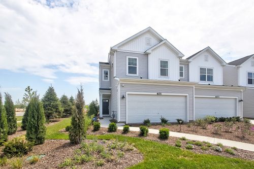401 Comstock Rd, South Elgin, IL, 60177-2712 | Card Image