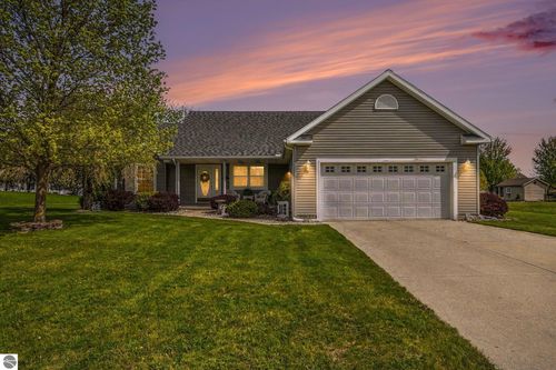 513 Westwind Ln, Ithaca, MI, 48847-1215 | Card Image