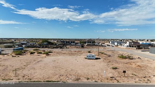 13528 Thelma Ln, El Paso, TX, 79938 | Card Image