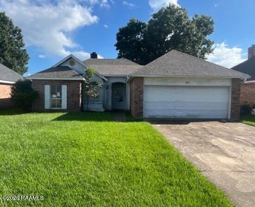211 Shadowbrush Bnd, Lafayette, LA, 70506-7800 | Card Image