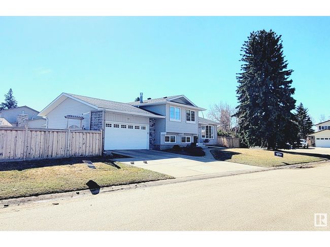 8507 100 Ave, House other with 4 bedrooms, 3 bathrooms and null parking in Fort Saskatchewan AB | Image 4