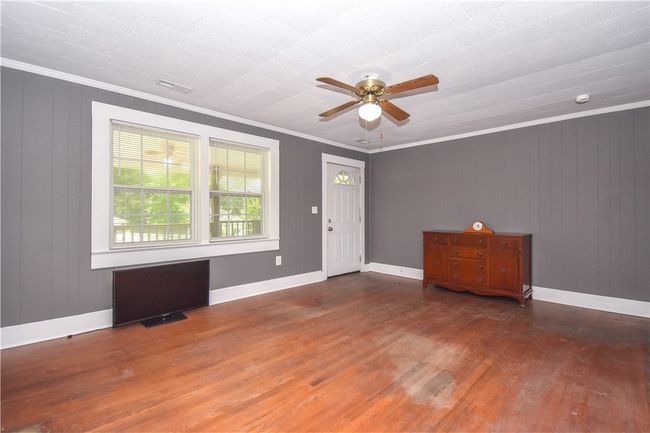 2087 Trussell Rd, Home with 3 bedrooms, 2 bathrooms and null parking in Alexander City AL | Image 9