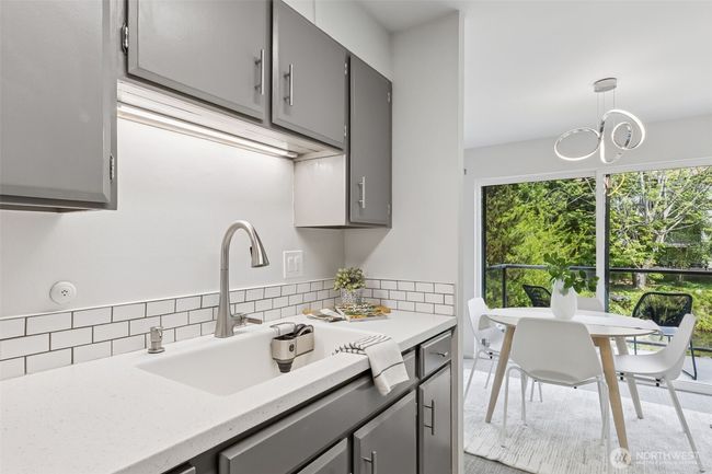 UNIT-203 - 19414 Aurora Ave, Condo with 2 bedrooms, 1 bathrooms and 1 parking in Shoreline WA | Image 8