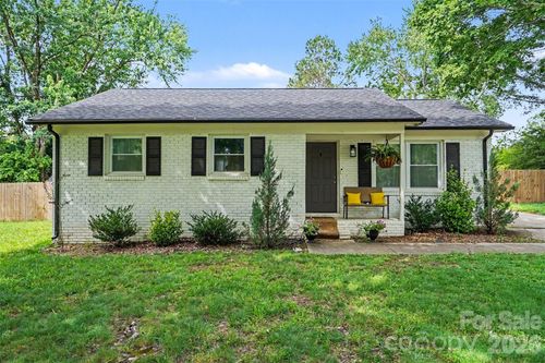 7903 Teakwood Rd, Indian Trail, NC, 28079-8612 | Card Image