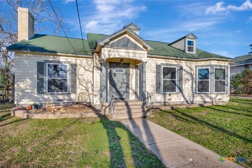 1103 Hopkins St, Yoakum, TX, 77995-1823 | Card Image