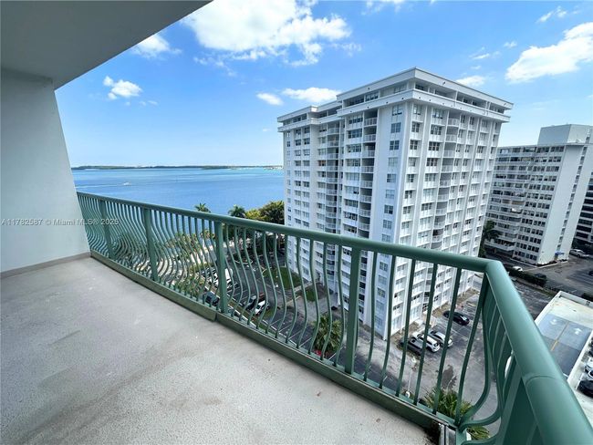 APT-1104 - 1408 Brickell Bay Dr, Condo with 1 bedrooms, 1 bathrooms and null parking in Miami FL | Image 14