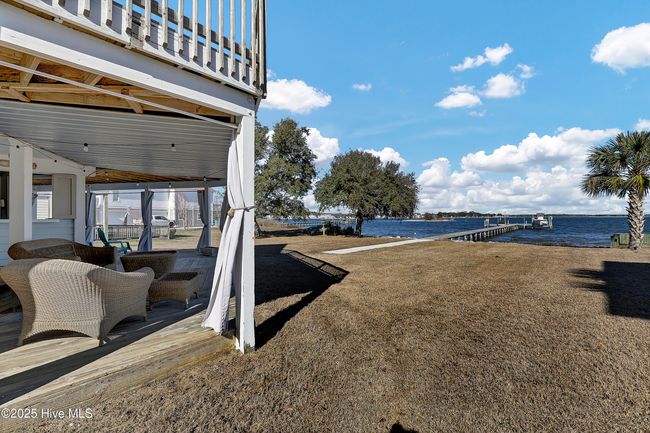 943 Chadwick Shores Dr, House other with 4 bedrooms, 4 bathrooms and null parking in Sneads Ferry NC | Image 44