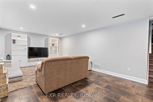 6792 Jill Dr, House other with 3 bedrooms, 1 bathrooms and 2 parking in Niagara Falls ON | Image 26