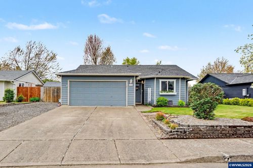 695 N 9th St, Aumsville, OR, 97325 | Card Image