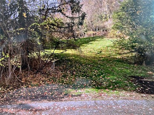 230 Meier Ln, Pittsburgh, PA, 15223-1051 | Card Image