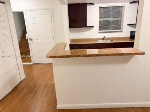 apt-b404-9351 Fontainebleau Blvd, Miami, FL, 33172-4283 | Card Image