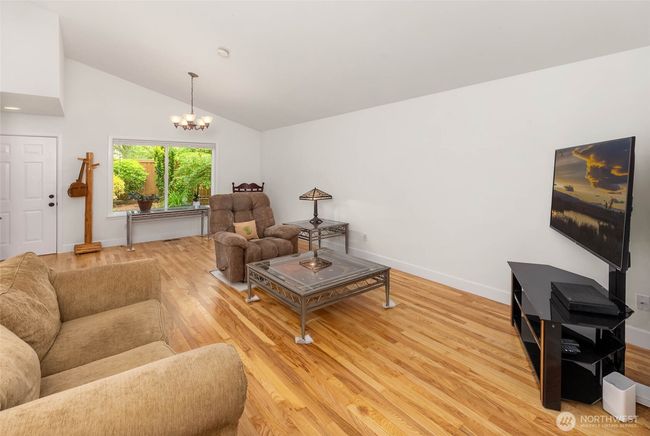 16375 Ne 44 Th Ct, House other with 3 bedrooms, 3 bathrooms and 3 parking in Redmond WA | Image 32