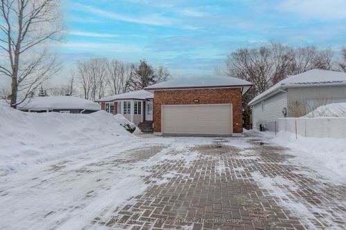 165 Carmichael Dr, North Bay, ON, P1B8G2 | Card Image