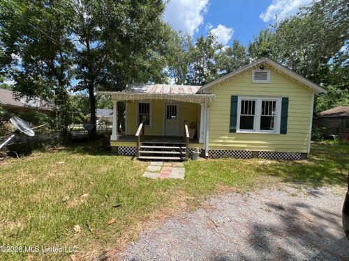 353 Seal Ave, Long Beach, MS, 39560-4507 | Card Image