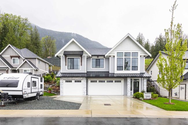 50220 Kensington Drive, House other with 5 bedrooms, 3 bathrooms and 6 parking in Chilliwack BC | Image 1